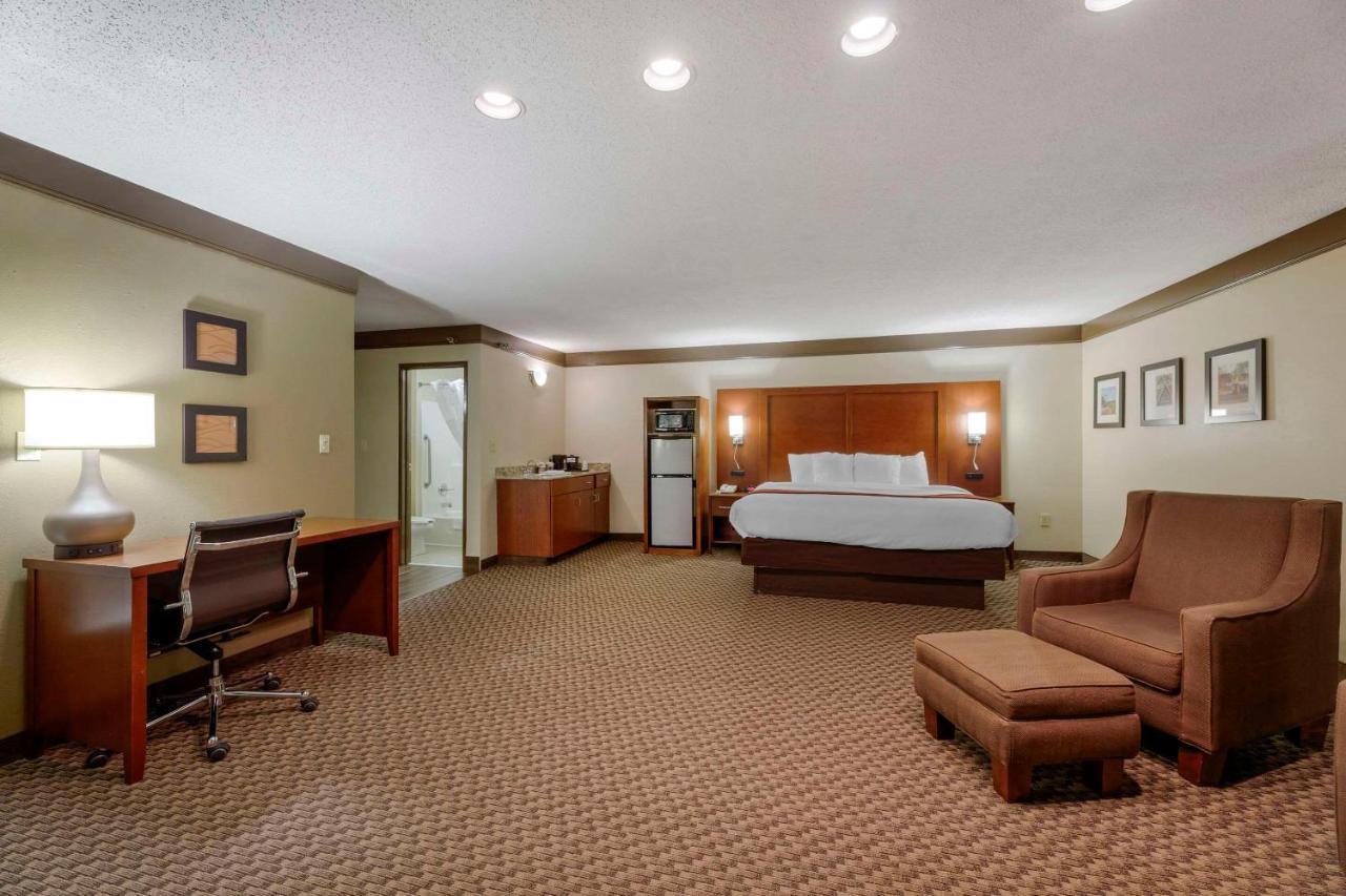 Comfort Inn Mount Vernon Downtown Екстериор снимка