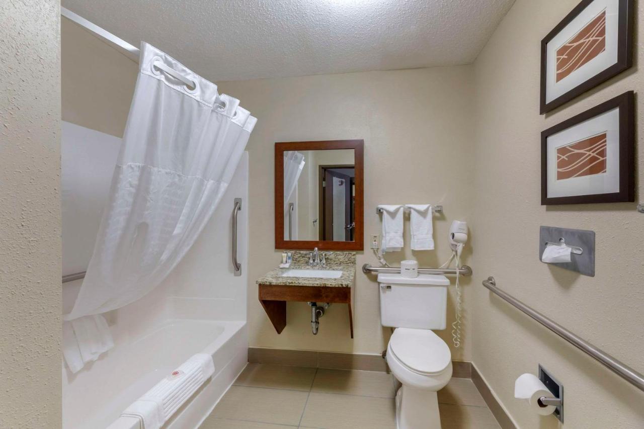 Comfort Inn Mount Vernon Downtown Екстериор снимка