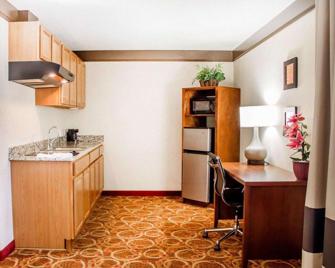 Comfort Inn Mount Vernon Downtown Екстериор снимка